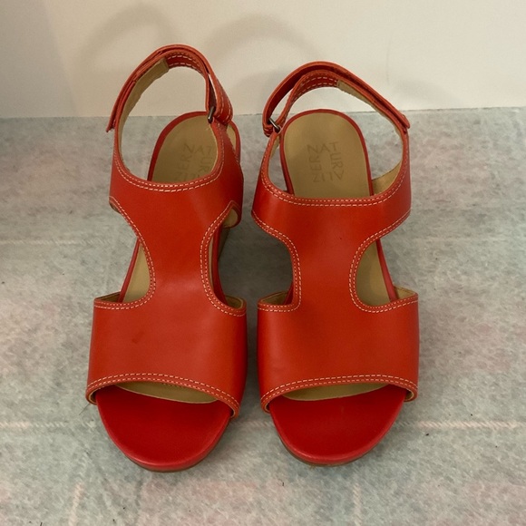 Naturalizer Cinda Wedge Sandals Papaya 9.5W - Picture 2 of 6